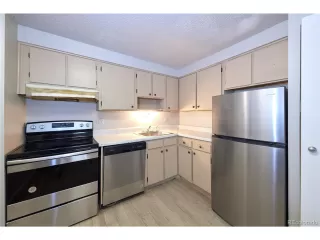 Photo #5: 8734615 Listing