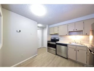 Photo #6: 8734615 Listing