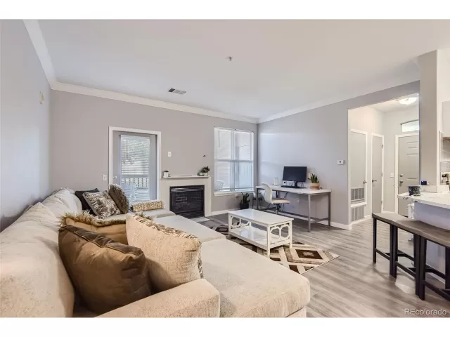 MLS: 8735027 Condo For Sale