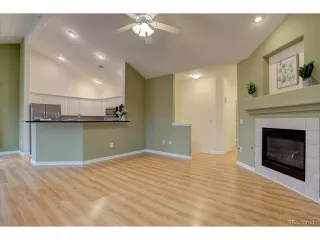 Photo #5: 8735336 Listing