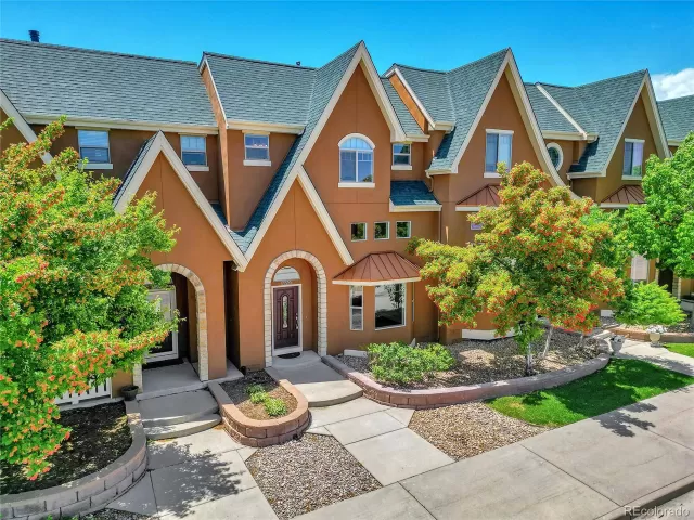 MLS: 8735669 Condo For Sale