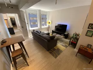 Photo #5: 8736657 Listing 