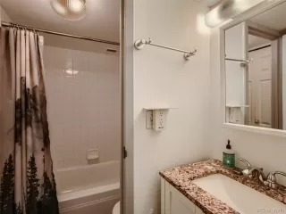 Photo #5: 8739001 Listing