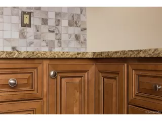 Photo #2: 8739902 Listing