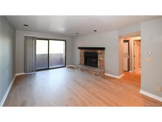 Photo #3: 8739902 Listing