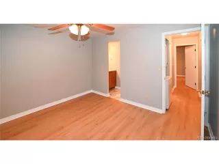 Photo #4: 8739902 Listing