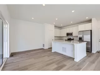 Photo #2: 8742234 Listing 