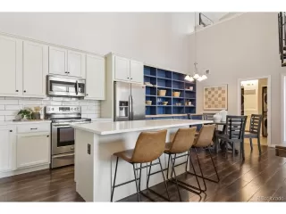 Photo #4: 8742903 Listing