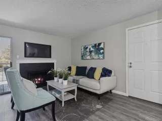 Photo #2: 8743665 Listing