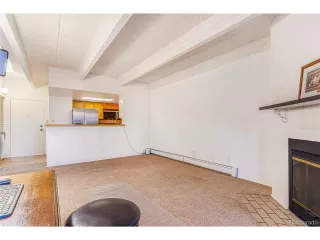 Photo #3: 8744557 Listing