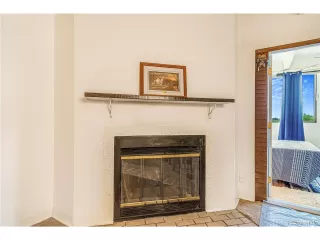 Photo #4: 8744557 Listing