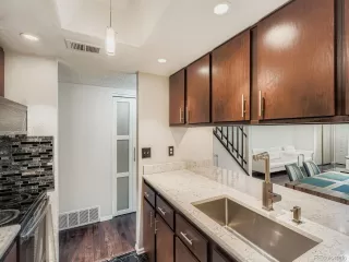 Photo #6: 8746022 Listing 