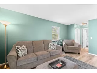 Photo #6: 8751283 Listing