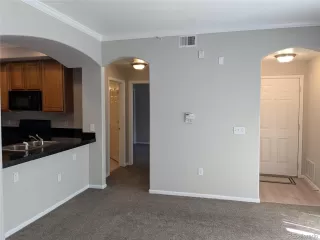 Photo #3: 8754046 Listing