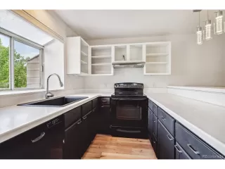 Photo #4: 8754170 Listing