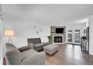 Photo #4: 8754360 Listing