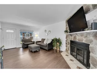 Photo #6: 8754360 Listing