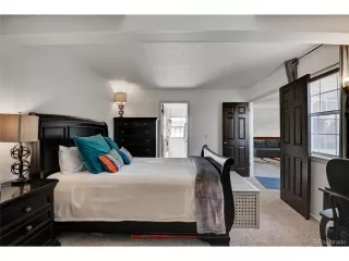 Photo #6: 8755906 Listing