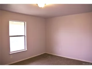 Photo #6: 8756361 Listing