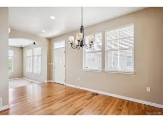 Photo #6: 8756454 Listing