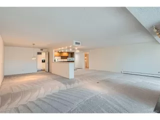 Photo #5: 8760783 Listing