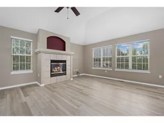 Photo #4: 8764182 Listing