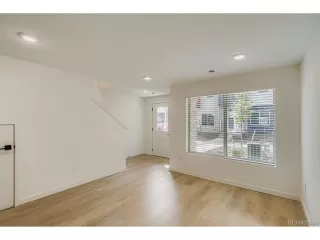 Photo #2: 8764879 Listing 