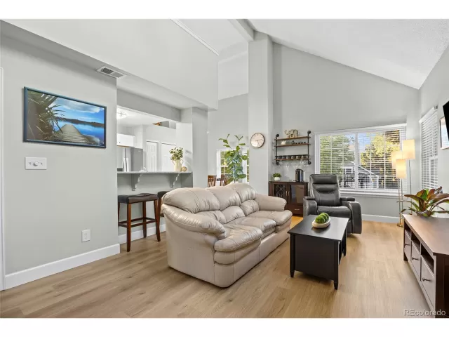 MLS: 8765802 Condo For Sale