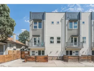 Browse active condo listings in JEFFERSON PARK