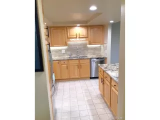 Photo #3: 8766294 Listing