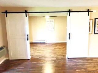 Photo #4: 8766294 Listing