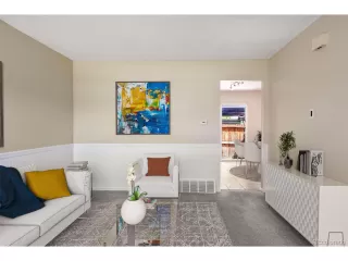 Photo #4: 8770058 Listing 