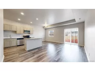 Photo #2: 8771296 Listing