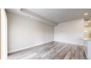 Photo #4: 8771296 Listing