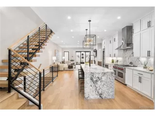 Photo #2: 8771538 Listing