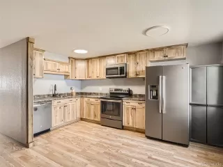 Photo #6: 8771645 Listing