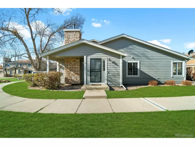 MLS: 8772202 Condo For Sale