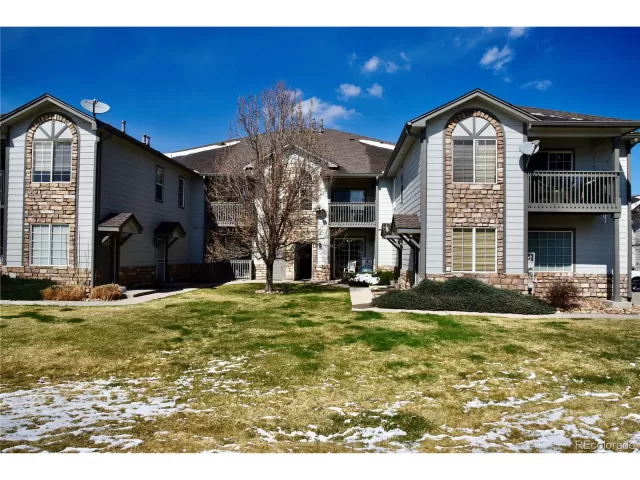 MLS: 8772915 Condo For Sale