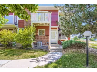 Photo #5: 8773769 Listing