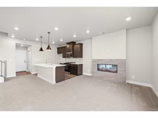 Photo #6: 8775784 Listing