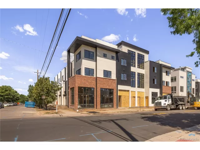 MLS: 8778095 Condo For Sale