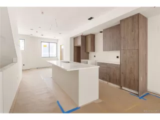 Photo #5: 8778095 Listing 