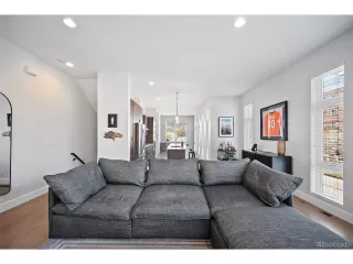 Photo #4: 8778669 Listing