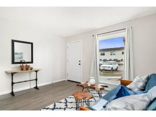 Photo #2: 8779283 Listing