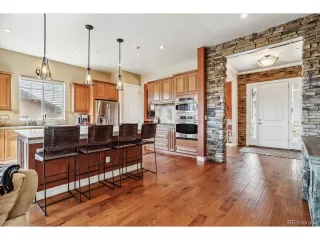 Photo #5: 8783513 Listing