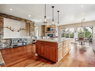 Photo #6: 8783513 Listing