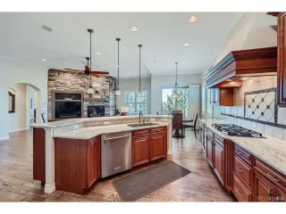 Photo #6: 8784329 Listing