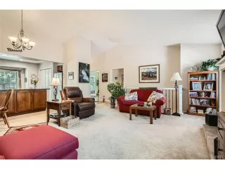 Photo #5: 8785107 Listing