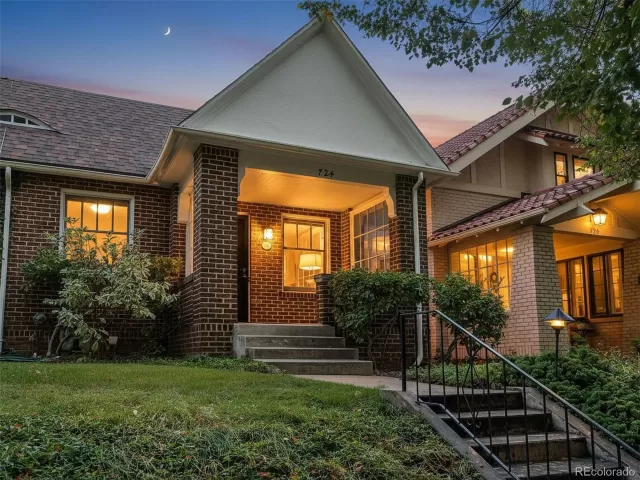 MLS: 8788133 Condo For Sale