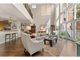 Photo #2: 8789691 Listing 